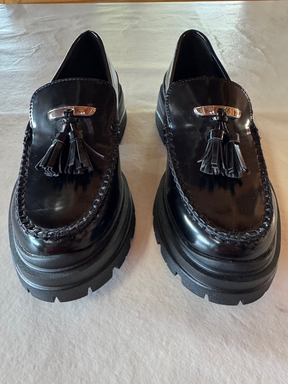 Zara Black Patent Leather Tassel Track Sole Chunky
Platform Loafers (38/7.5) - Picture 5 of 17